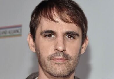 Meghalt Roberto Orci